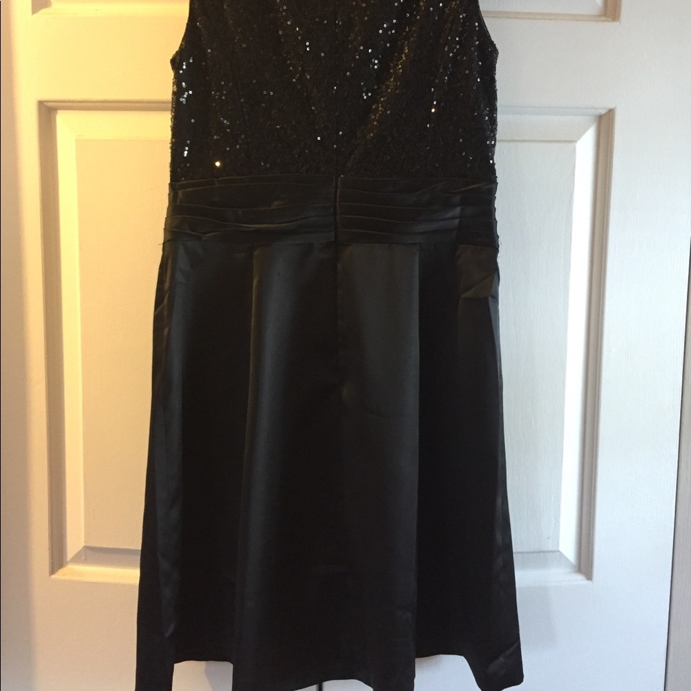 ⭐️COCKTAIL DRESS⭐️ - Picture 5 of 6